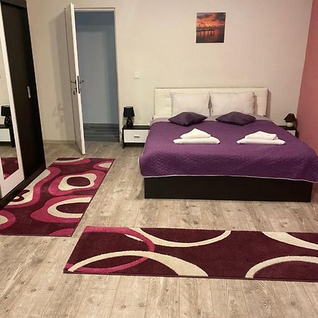 Guest House Zoreni Mociu Ngoại thất bức ảnh