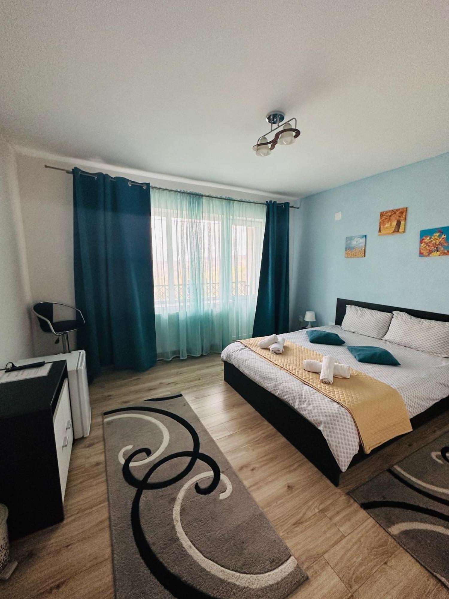 Guest House Zoreni Mociu Ngoại thất bức ảnh